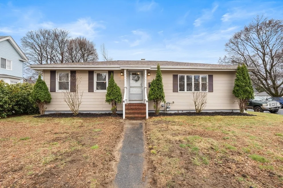 Unit for sale at 53 Lincoln Ave, Haverhill, MA 01830