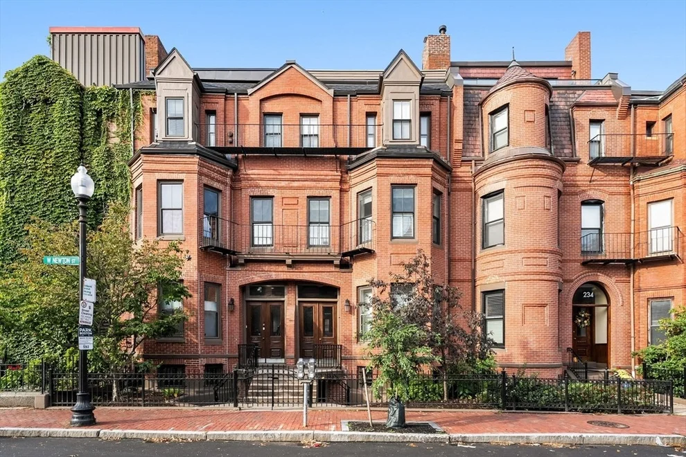 Unit for sale at 230-232 W Newton Street, Boston, MA 02116