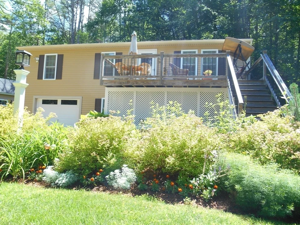 Unit for sale at 951 Dana Road, Barre, MA 01005