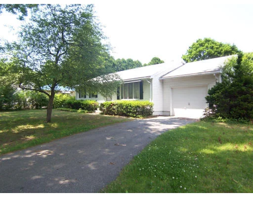 Unit for sale at 5 Plain St, Easthampton, MA 01027