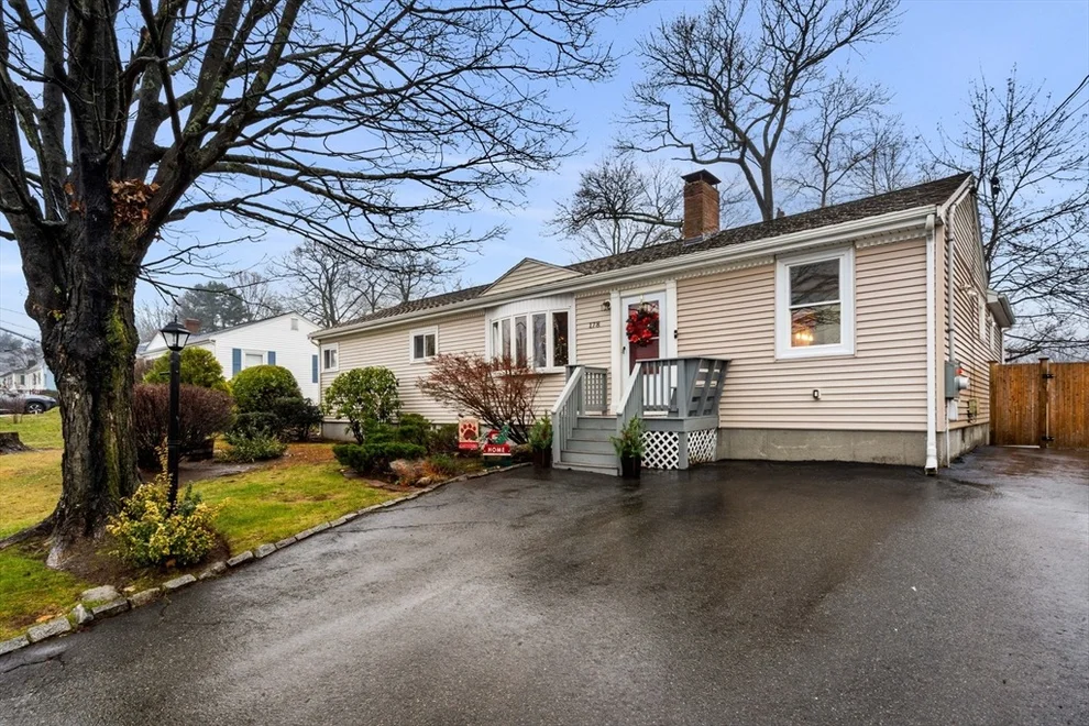 Unit for sale at 178 Carey Cir, Stoughton, MA 02072