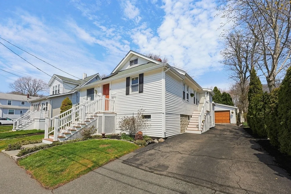 Unit for sale at 16 Coolidge Ave, Braintree, MA 02184
