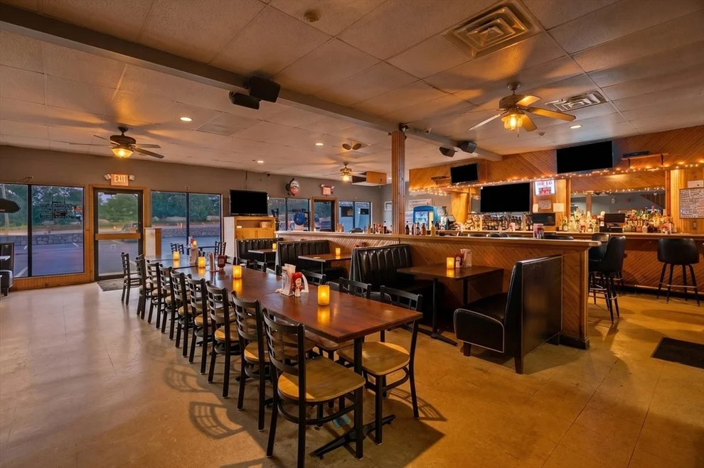 Unit for sale at 775 Quaker Highway, Uxbridge, MA 01569