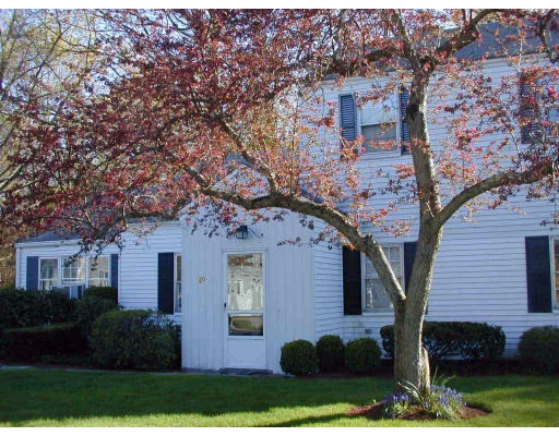 Unit for sale at 20 Caulfield Circle, Newton, MA 02459