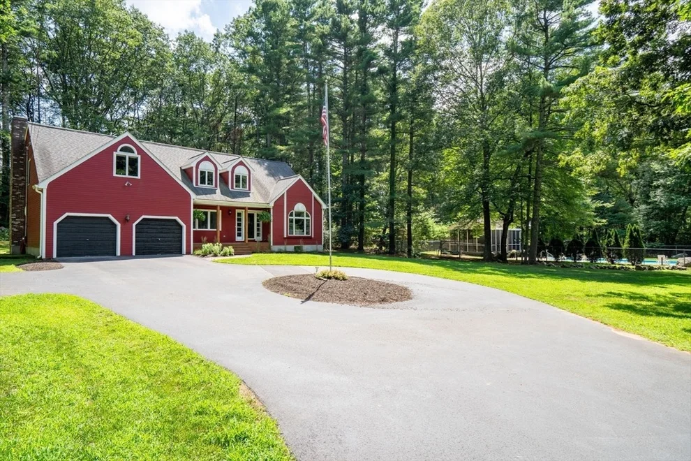 Unit for sale at 37 King St, Norfolk, MA 02056