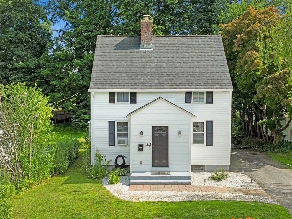 Unit for sale at 11 Heroult Rd, Worcester, MA 01606