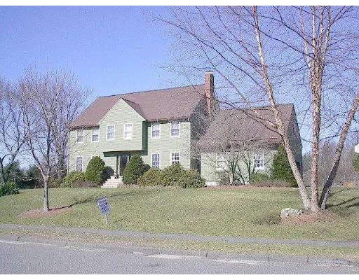 Unit for sale at 21 Stockwell Farm, Grafton, MA 01536