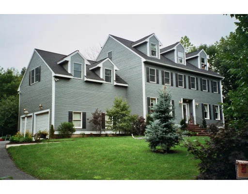 Unit for sale at 516 Springs Rd, Bedford, MA 01730