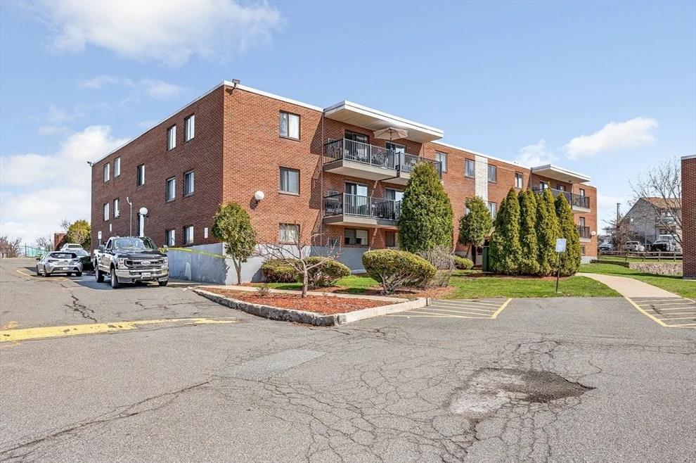 Unit for sale at 300 Governors Dr, Winthrop, MA 02152