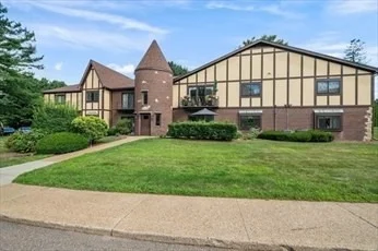 Unit for sale at 9 Rainbow Pond Drive, Walpole, MA 02081