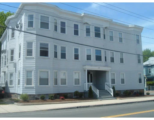Unit for sale at 427 Warren Ave, Brockton, MA 02301