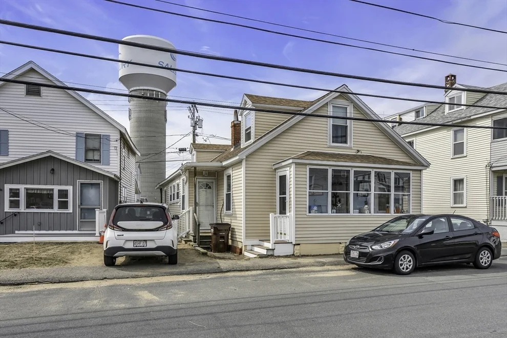 Unit for sale at 117 Central Ave, Salisbury, MA 01952