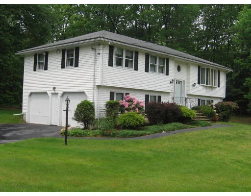 Unit for sale at 4 Strawberry Lane, Billerica, MA 01821