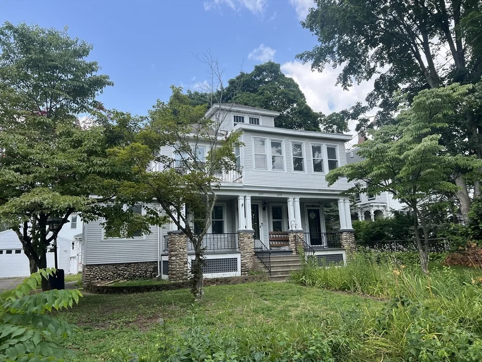 Unit for sale at 1855-1857 Northampton St, Holyoke, MA 01040