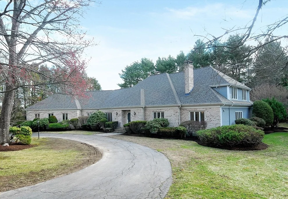 Unit for sale at 69 Mildred Circle, Concord, MA 01742