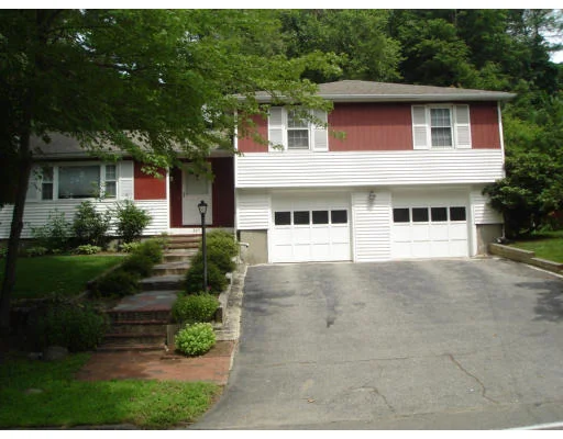 Unit for sale at 357 West St, Reading, MA 01867