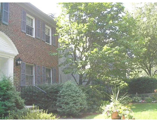 Unit for sale at 97 Freedom Hollow, Salem, MA 01970