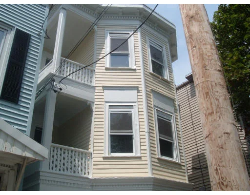 Unit for sale at 13 Howard Street, Cambridge, MA 02139