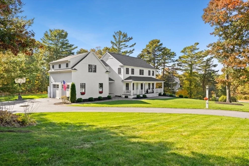 Unit for sale at 18 Quaker Ln, Bourne, MA 02532