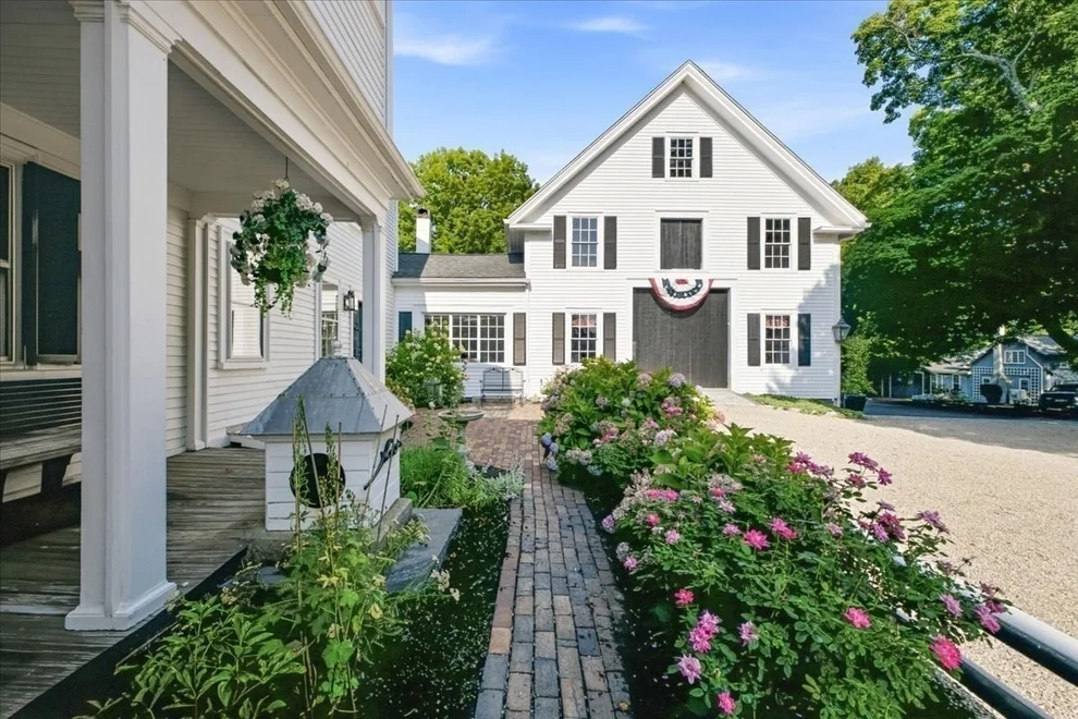 Unit for sale at 65 Washington St, Hanover, MA 02339