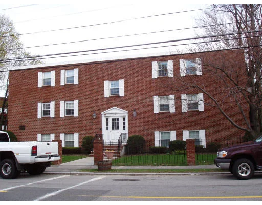 Unit for sale at 276 Albion Street, Wakefield, MA 01880