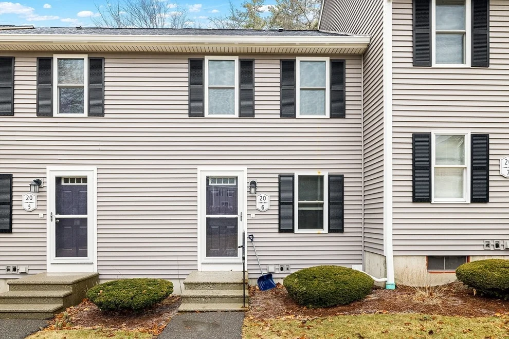 Unit for sale at 20 Olde Colonial Dr, Gardner, MA 01440