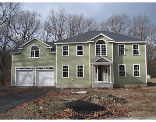 Unit for sale at 102 Canton Ter, Westwood, MA 02090