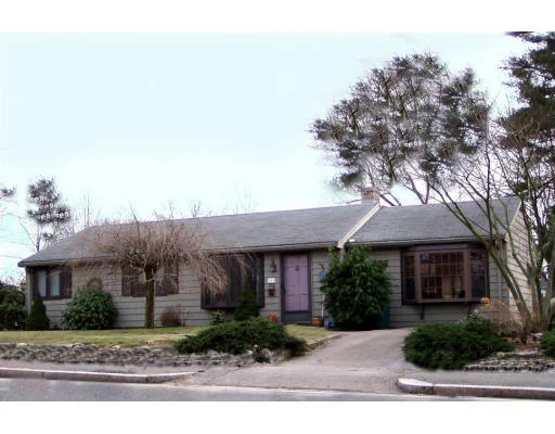 Unit for sale at 228 Water St, Framingham, MA 01701