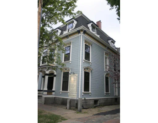 Unit for sale at 7 Winter St, Salem, MA 01970
