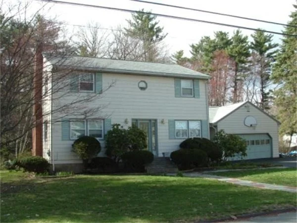 Unit for sale at 3 Myrna St, Burlington, MA 01803