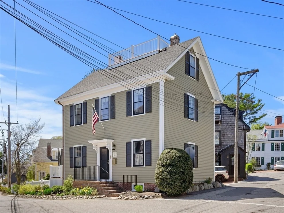 Unit for sale at 1 Gregory St, Marblehead, MA 01945