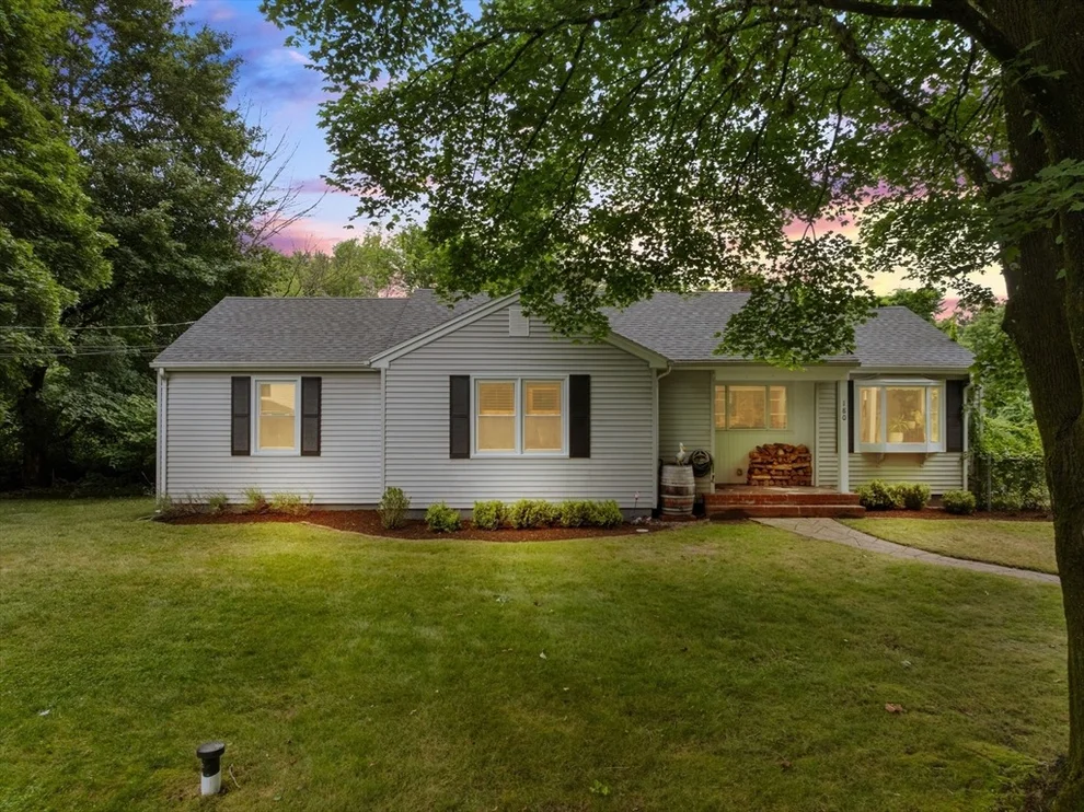 Unit for sale at 180 Old Elm St, Mansfield, MA 02048