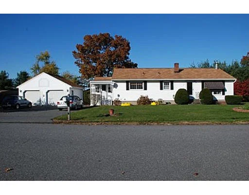 Unit for sale at 98 Ellen St, Leominster, MA 01453