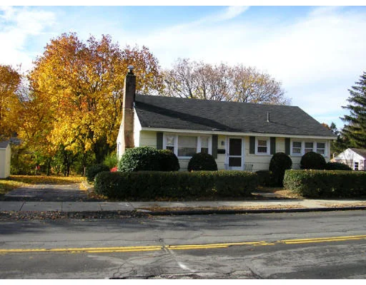 Unit for sale at 163 School Street, Woburn, MA 01801