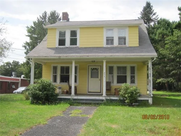 Unit for sale at 254 N Main St, Raynham, MA 02767
