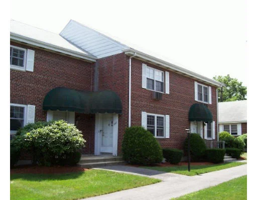 Unit for sale at 142 Emerson Gardens Rd, Lexington, MA 02420