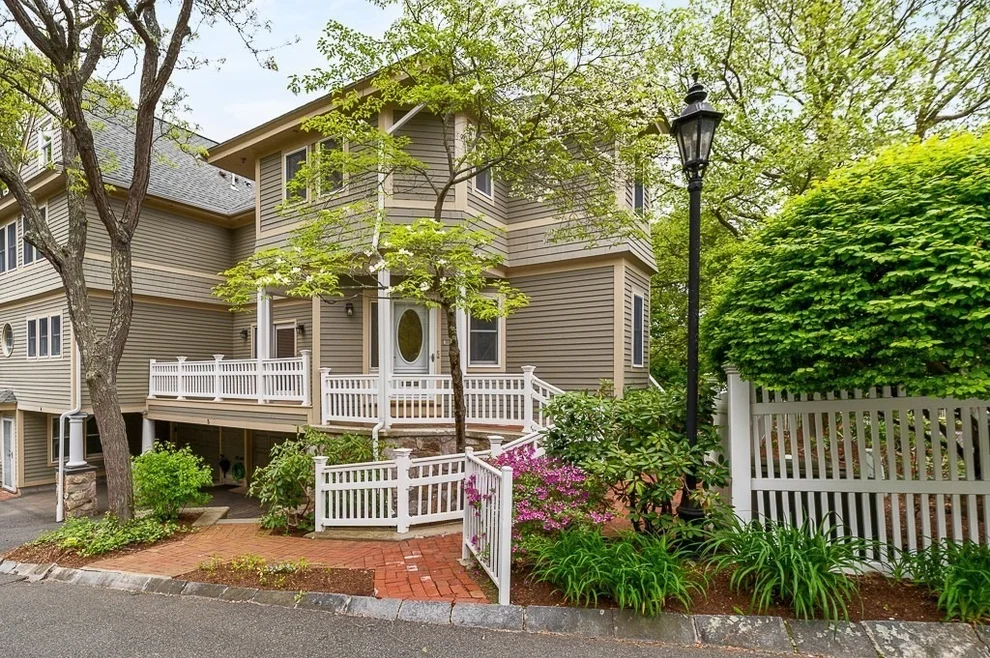 Unit for sale at 21 Pine Street, Manchester, MA 01944
