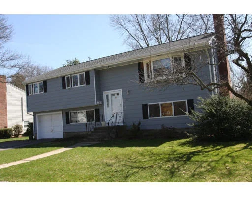 Unit for sale at 180 Evelyn Rd, Needham, MA 02494