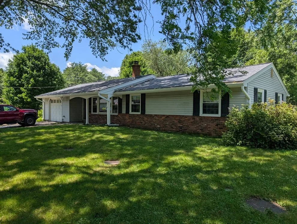 Unit for sale at 4 Allen Lane, Ipswich, MA 01938