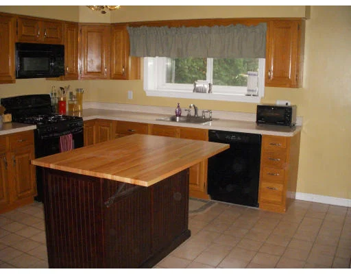 Unit for sale at 25 Bengal Lane, Salem, MA 01970