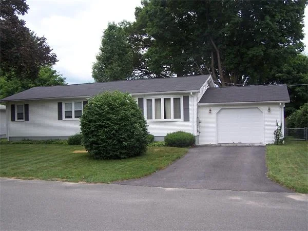 Unit for sale at 119 Artisan, Chicopee, MA 01013