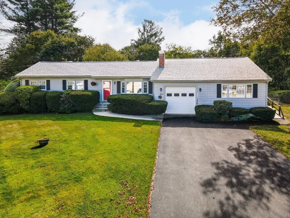 Unit for sale at 20 Doral Drive, Chelmsford, MA 01863