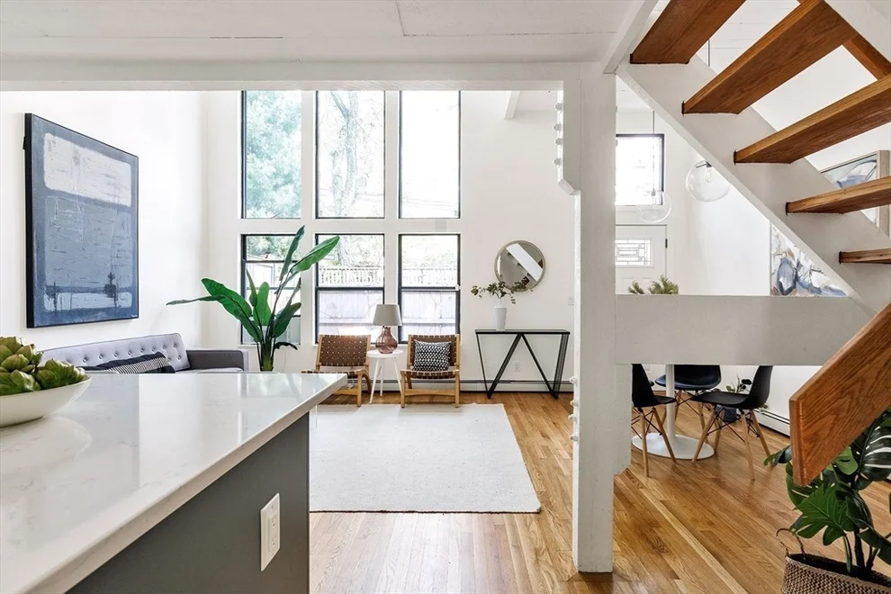 Unit for sale at 18-2 Bay Street, Cambridge, MA 02139