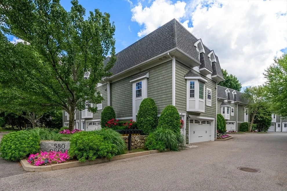Unit for sale at 580 Quarry Street, Quincy, MA 02169