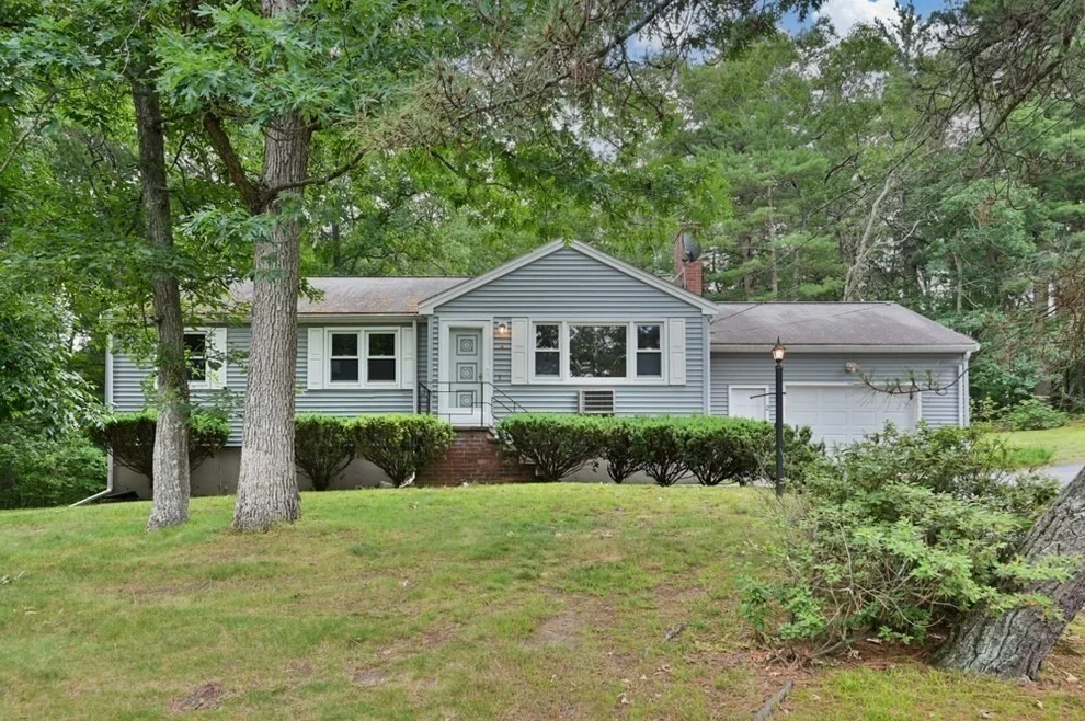 Unit for sale at 2 Sunset Dr., Burlington, MA 01803