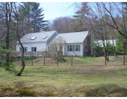 Unit for sale at 270 Cross St, Hanson, MA 02341