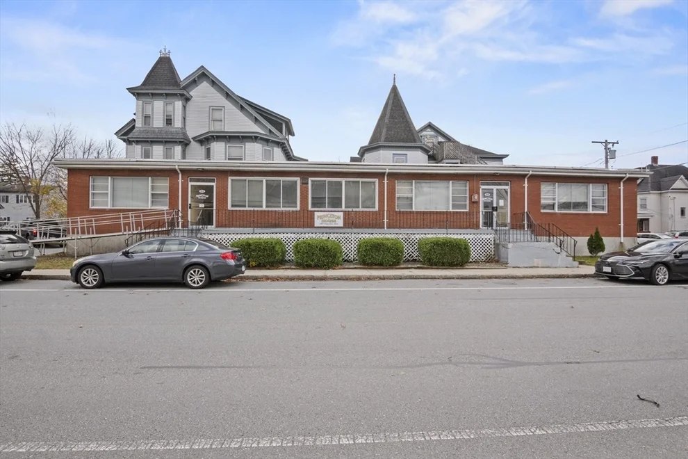 Unit for sale at 94 Princeton Boulevard, Lowell, MA 01851