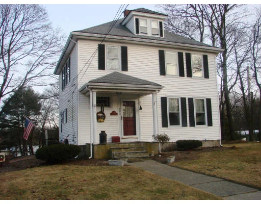 Unit for sale at 693 Pleasant St, Weymouth, MA 02188