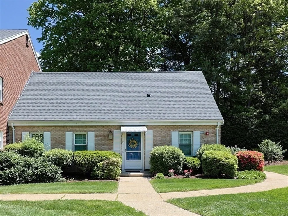 Unit for sale at 171 Erin Road, Stoughton, MA 02072