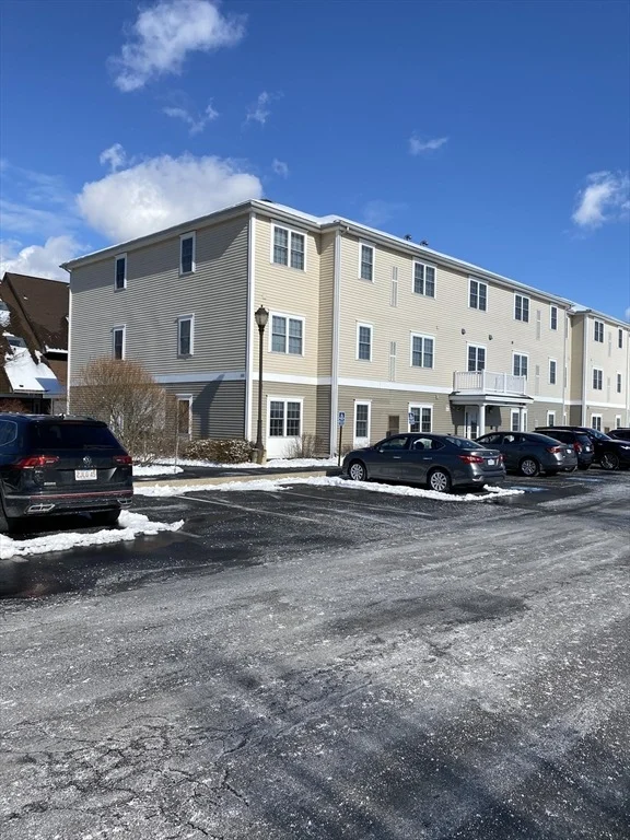 Unit for sale at 555 Page St, Stoughton, MA 02072